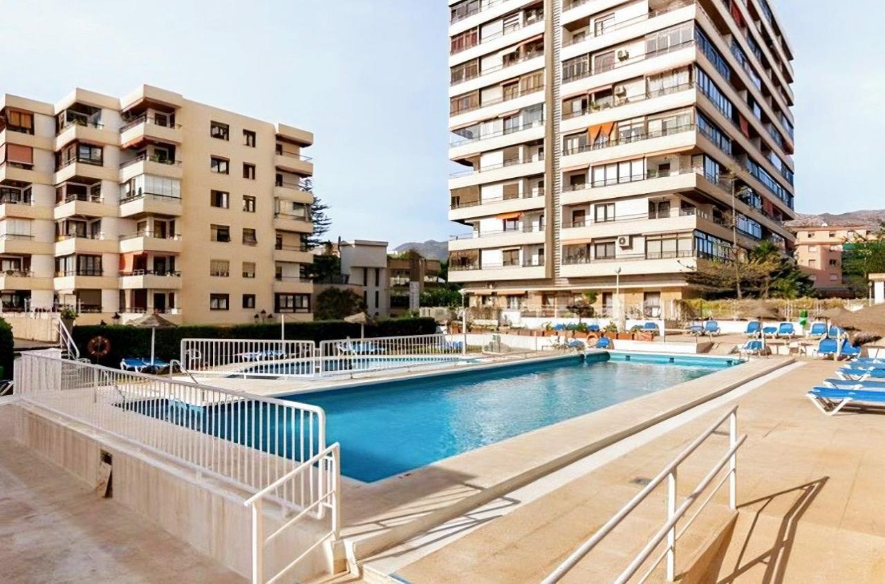 Апартаменты Oasis Sea & Sky - La Nogalera Торремолинос Экстерьер фото
